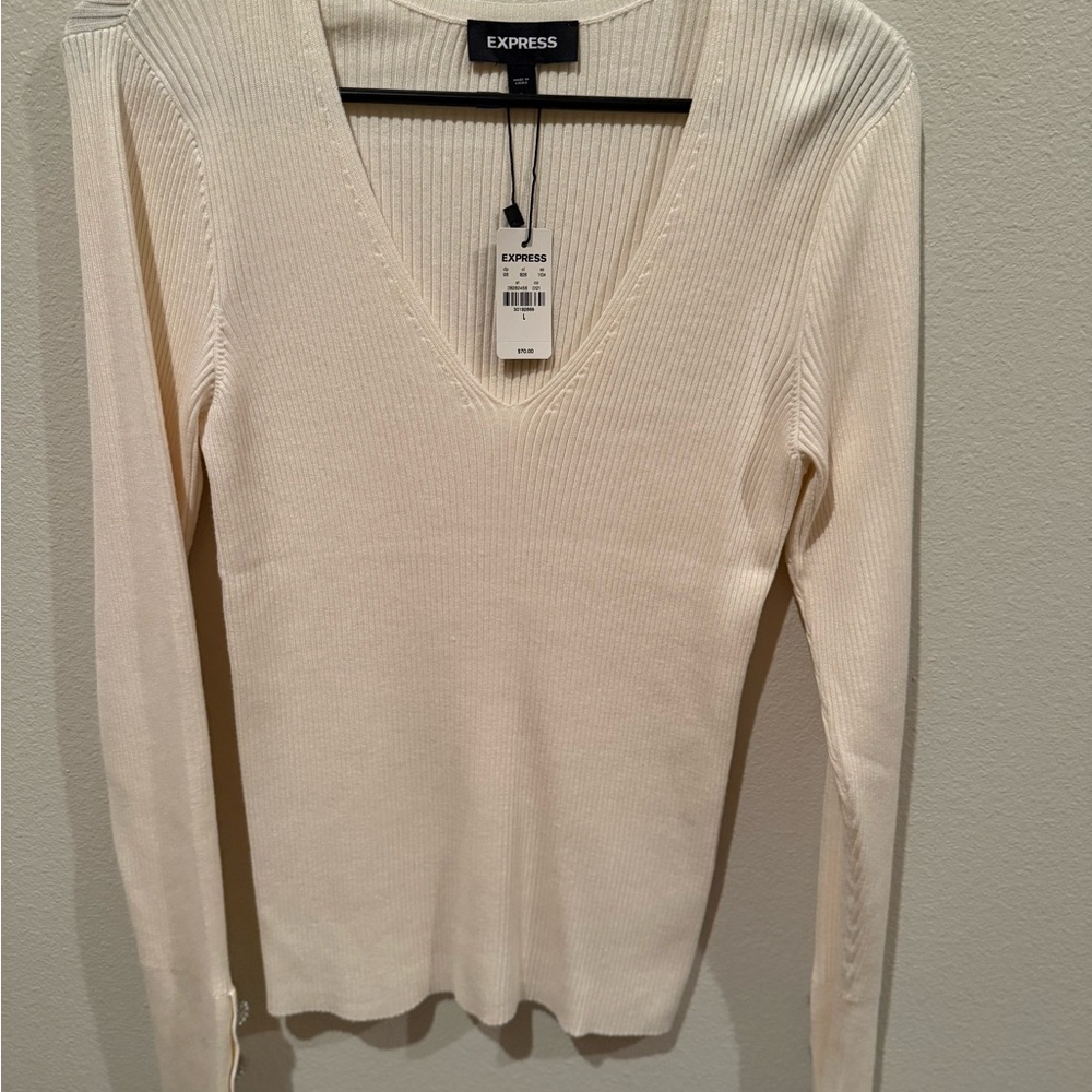 Express Ivory Ribbed Knit V-Neck Top